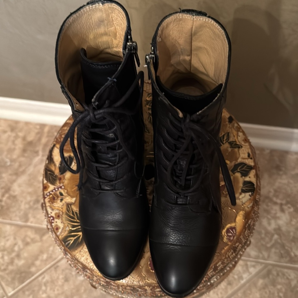 All leather combat boots by Fraye - Picture 2 of 12